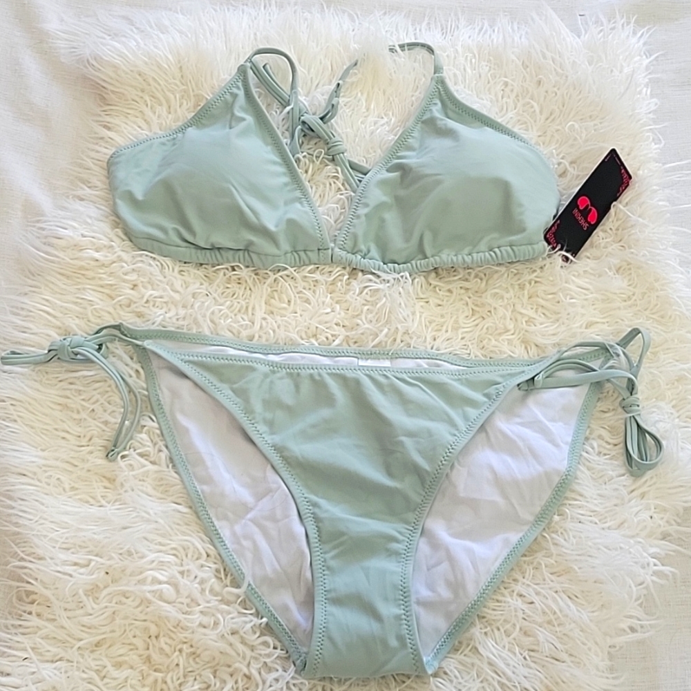 Women's Two Pieces Bikini Set Sexy Halter Neck Low Waist Swimsuits